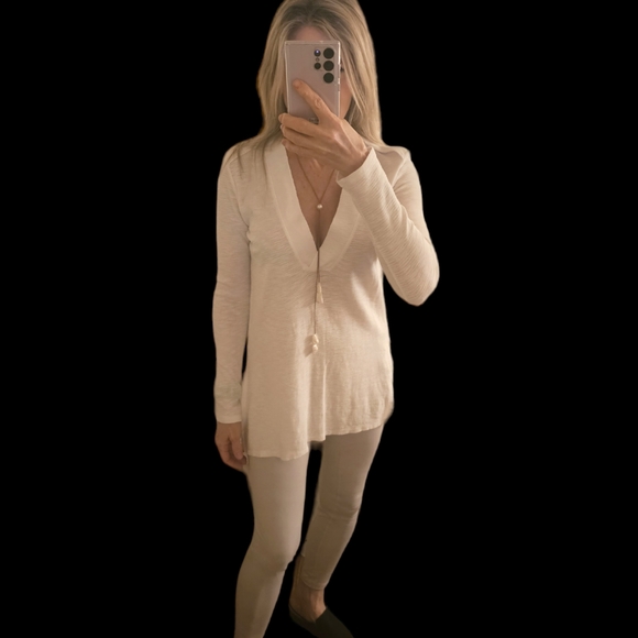 White Anthropologie Sol Angeles Deep V-Neck Tunic Sweater Top Whi… - Picture 3 of 9